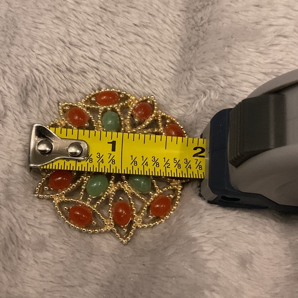 Sarah Coventry Gold Brooch with Red and Green Accents - Picture 4 of 4